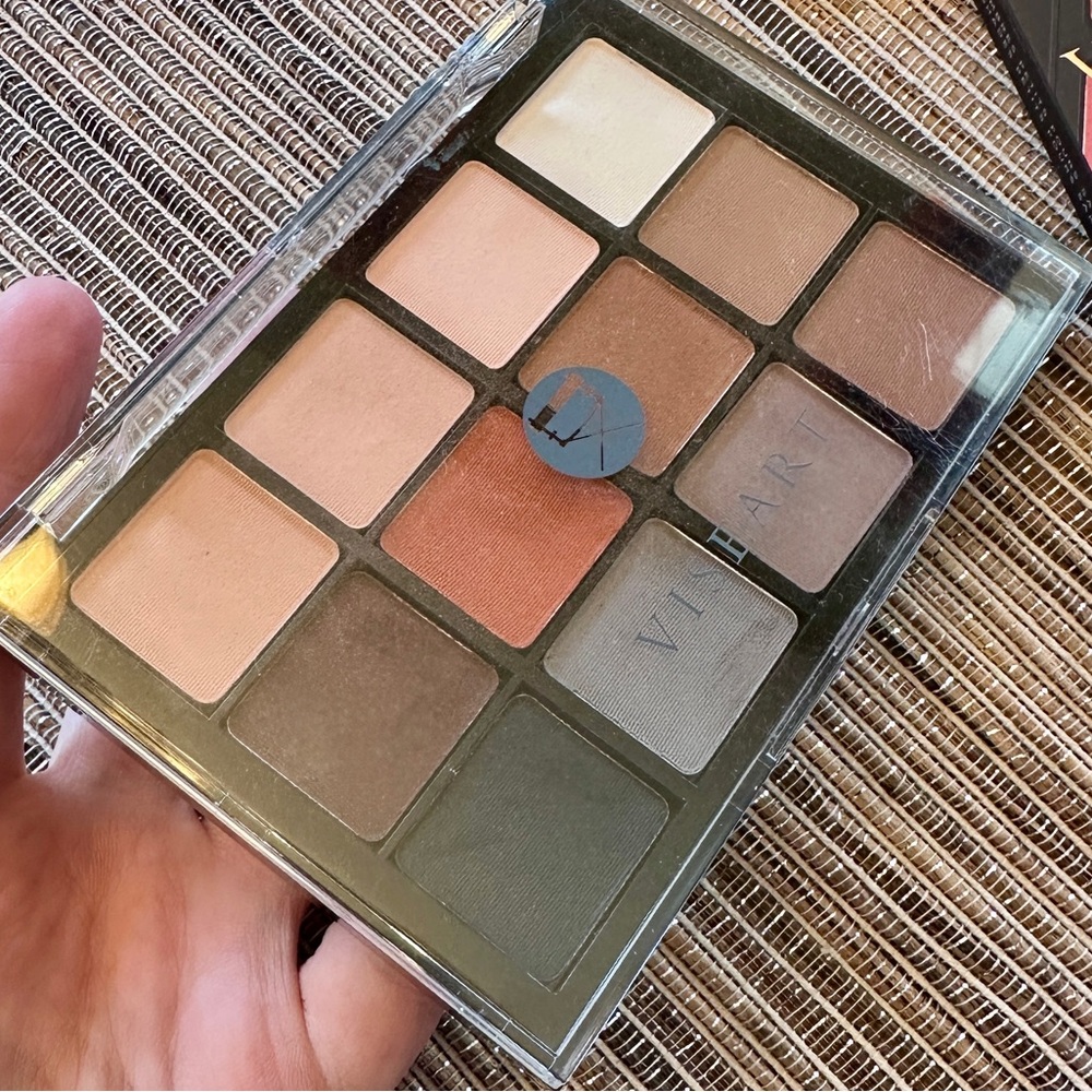 Lot of 2 Viseart Palettes in Neutral Matte & Sakura Lotus - Picture 5 of 6
